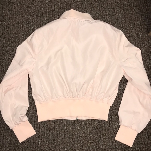 Bomber jacket by forever 21. Size small - Picture 4 of 4
